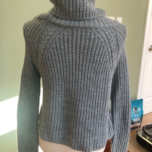 Cotton Emporium gray sweater⭐️ - Picture 5 of 9